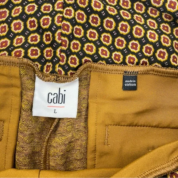 Cabi Dandy Kick Flare Crop High Rise Pants #4689 Size L Pull On Medallion Floral - Picture 14 of 14